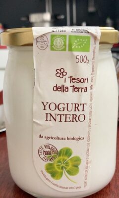 Yogurt intero front packaging