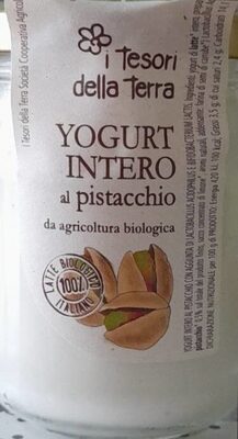 Yogurt intero al pistacchio front packaging