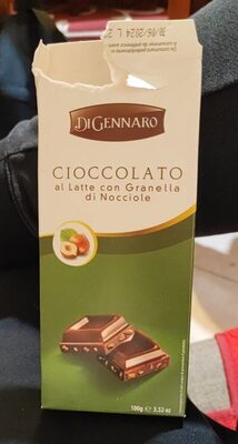 Cioccolato al latte con granella di nocciole front packaging