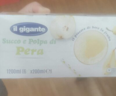 Succo e polpa di pera