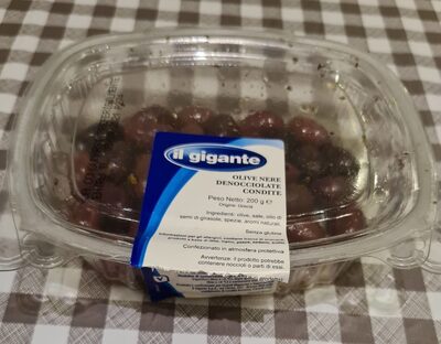 Olive nere denocciolate condite