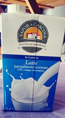 Latte parzialmente scremato uht