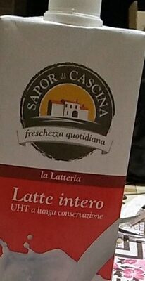 Latte intero a lunga conservazione