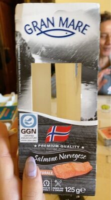 Salmone norvegese front packaging