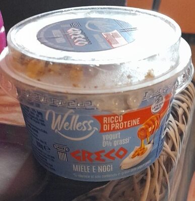Yogurt greco miele e noci front packaging