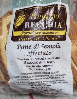 Pane di semola affettato