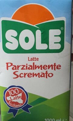 Latte parzialmente scremato front packaging