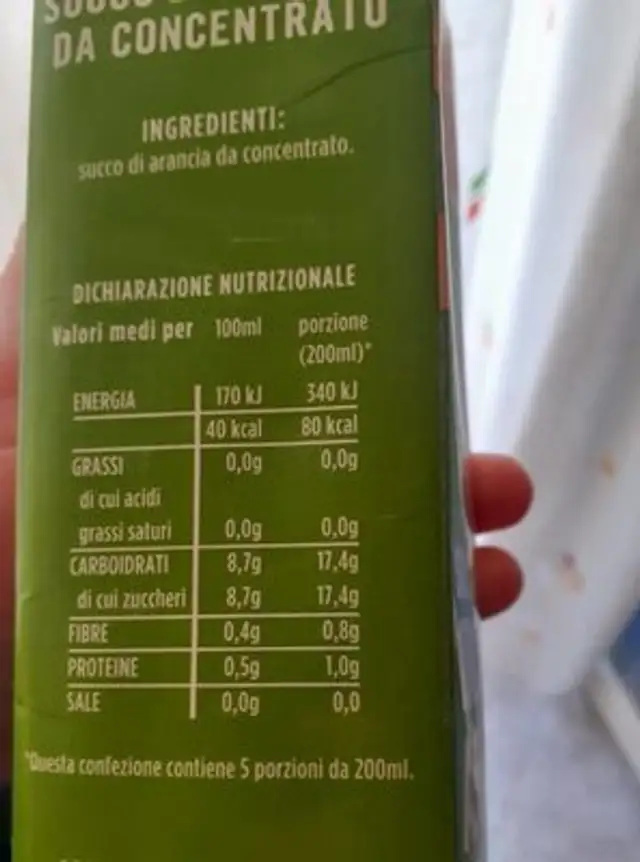 Succo di arancia nutrition facts table