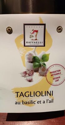 Tagliolini au basilic et à l'ail