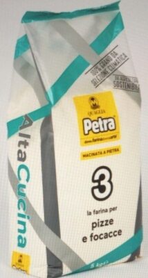 Petra 3 front packaging