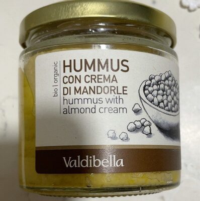 Hummus con crema di mandorle