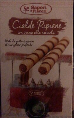 Cialde ripiene con crema di nocciole front packaging