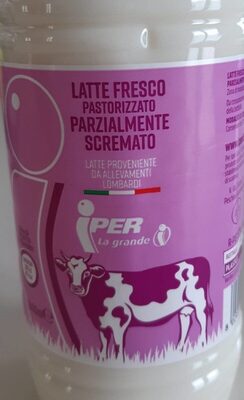 Latte fresco pastorizzato parzialmente scremato
