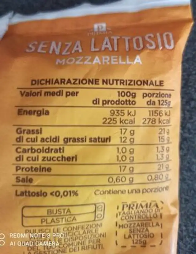 Mozzarella senza lattosii nutrition facts table