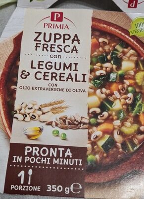 Zuppa fresca con legumi e cereali