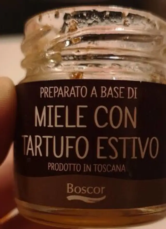 Preparato a base di miele con tartufo estivo