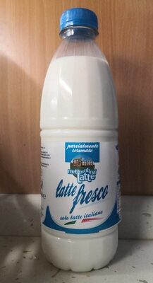 Latte fresco parzialmente scremato