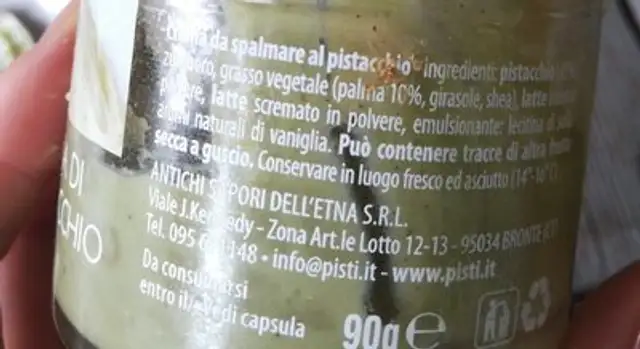 Créma di pistachio ingredients label