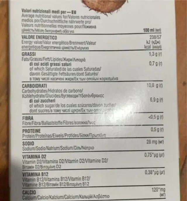 Bevanda a base di cocco nutrition facts table