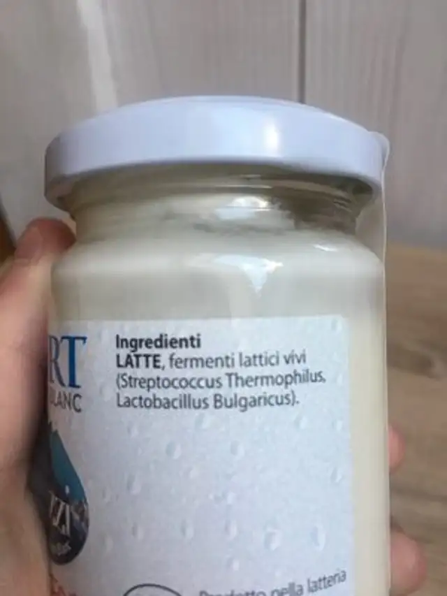 Yogurt mont blanc ingredients label