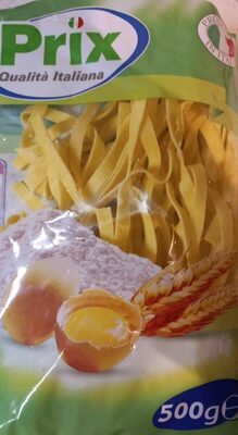 La pasta fresca tagliatelle