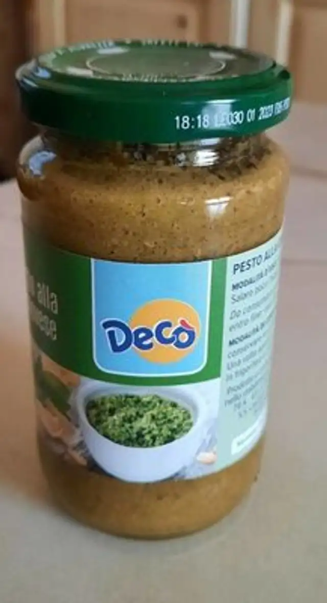 Pesto alla genovese front packaging