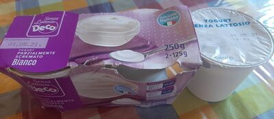 Yogurt parzialmente scremato bianco front packaging
