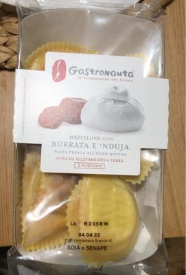 mezzelune con burrata 'nduja