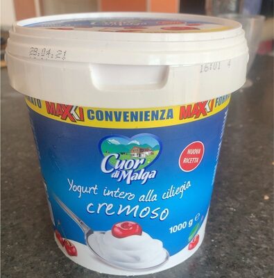 Yogurt intero alla ciliegia cremoso