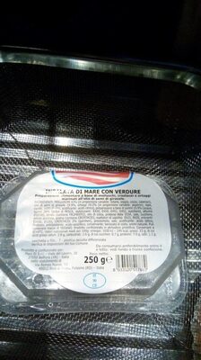 Insalata di mare con verdure