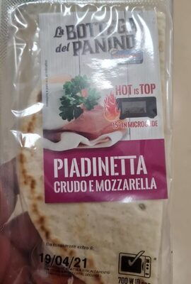 piadinetta crudo e mozzarella