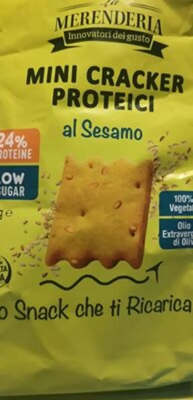 Mini cracker proteici al sesamo