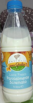 Latte fresco parzialmente scremato