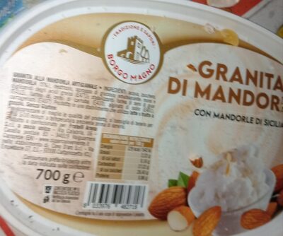 granita di mandorle