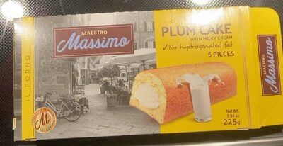 Plum cake with Greek Yogurt