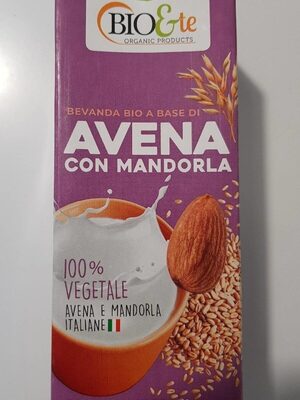 Bevanda bio a base di avena con mandorla
