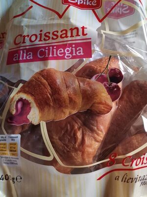 Croissant alla ciliegia