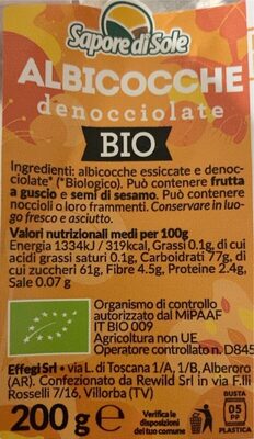 Albicocche denocciolate front packaging