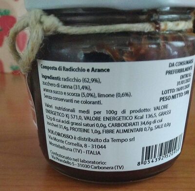 Composto di radicchio e arance