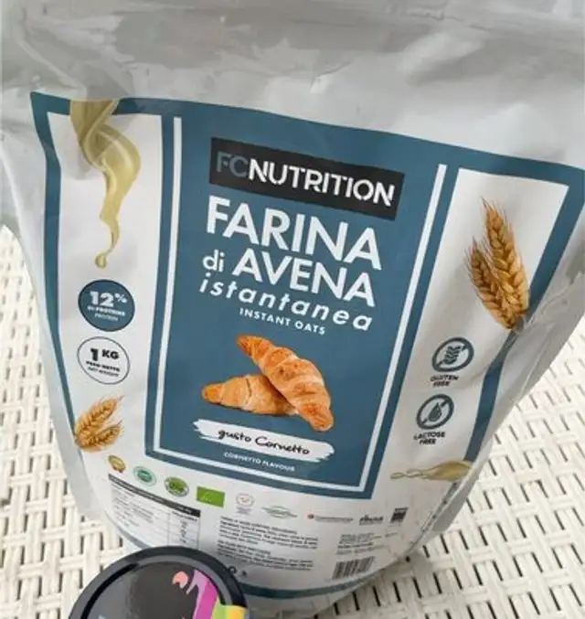 Farina di avena front packaging