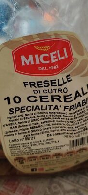 Friselle 10 cereali front packaging