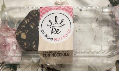 Salame dolce con nocciole