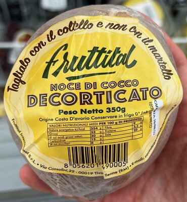 Noce di cocco decorticato