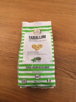 Tarallini pesto taste with extravirgin olive oil