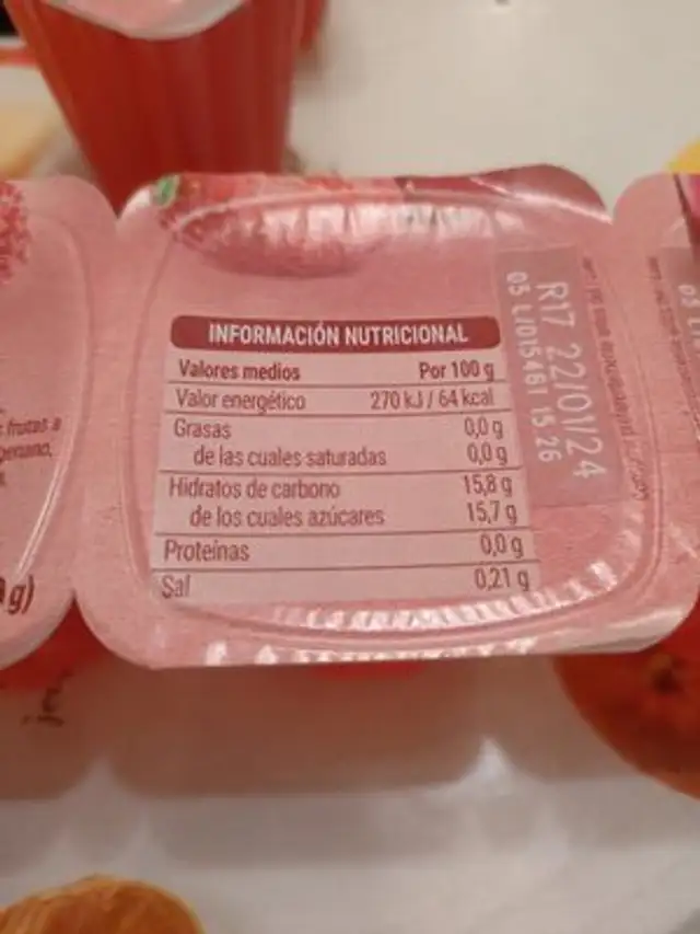Postre gelificado sabor a fresa nutrition facts table