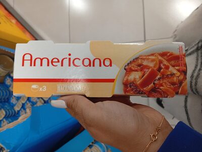 Trozos de calamar en salsa americana