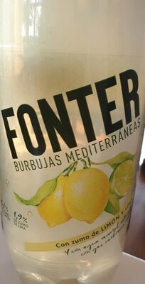 Burbujas mediterráneas con zumo de limón y lima