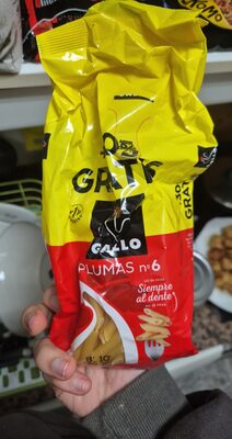 Plumas N6 front packaging