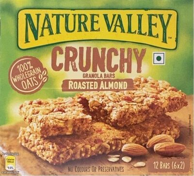 Crunchy granola bars roasted almond