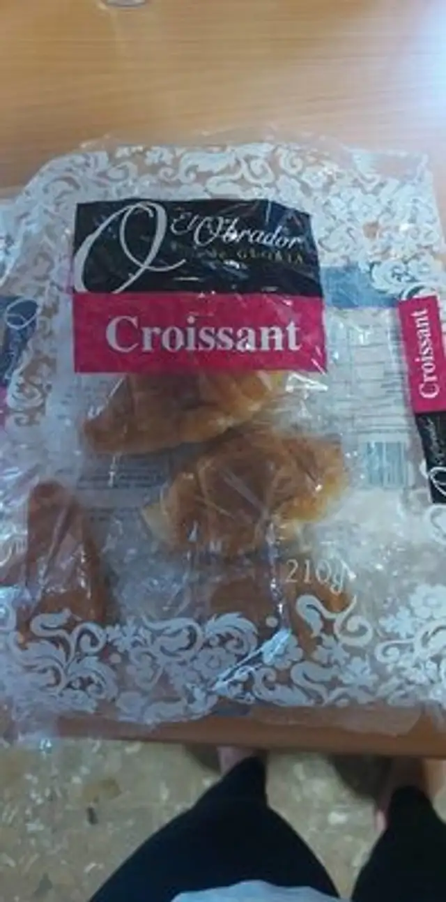 Croissant front packaging